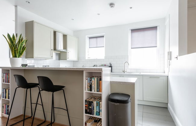 The Paddington Mews - Comfortable & Elegant 3BDR Paddington House - Photo 22