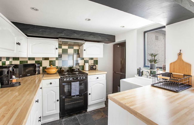 Stunning Character 2bed Cottage in St Albans Wifi - Foto 8