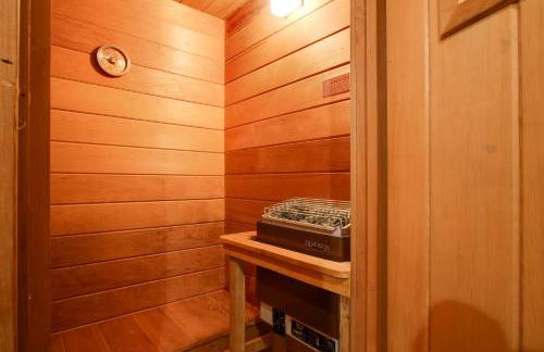 Golf and Hike Nature Escape with Sauna in Hephzibah - Foto 27