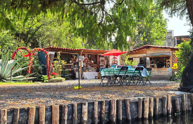 Giro in trajinera a Xochimilco - Foto 9