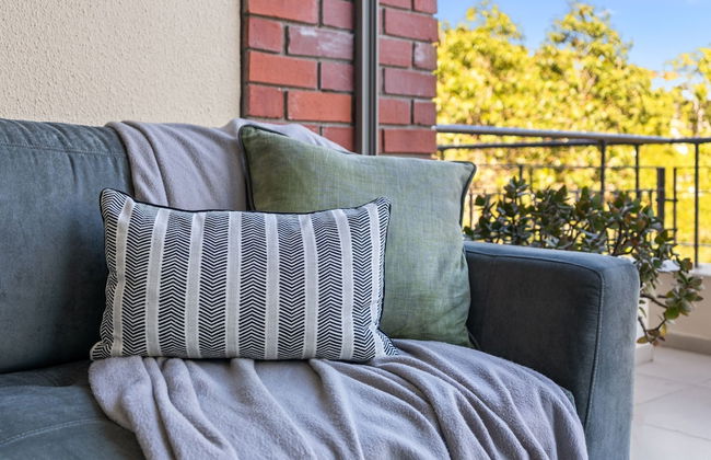 Mayfair Luxury 212 - Photo 4