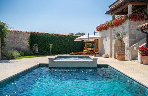 Mediterrane Steinvilla mit Privatpool, Whirlpool, Darts, Billard, Tischtennis, Gym - Foto 20