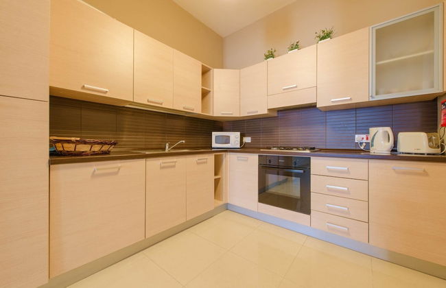 Luxury Holiday Apartment IN Qawra - Foto 7