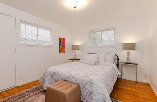 Spacious Retreat 3 Miles to Airport 12 to Seattle - Foto 27