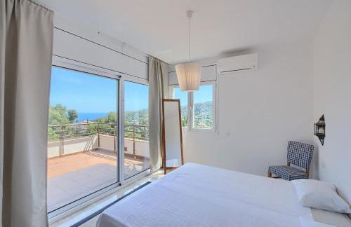 Villa with Pool Ac and Sea View - Foto 15