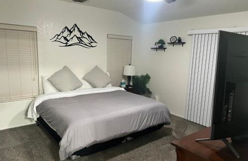 Cheerful 3BR 2BA Sauna Spa Pool Table PPong BBQ More - Foto 14