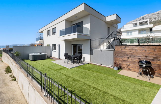 Stunning 2-bed Apartment in Kastela - Foto 1