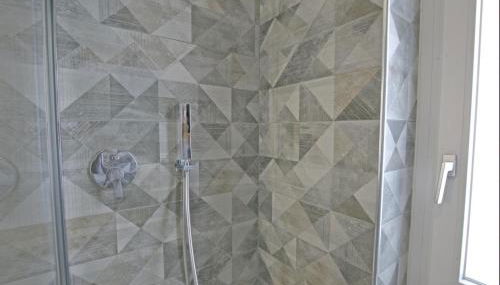 "Movie Heaven" esclusivo a 800mt dalla metro - Photo 4, Shower