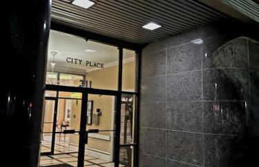 Contemporary Downtown Condo - Foto 17