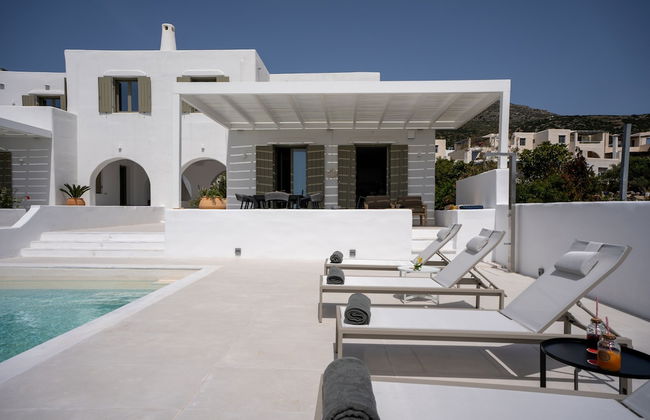 Luxury Paradise Villa Iliad In Paros - Photo 15