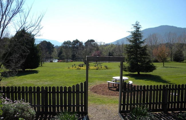 Sanctuary Park Cottages - Photo 23