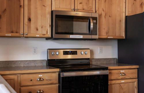 Country Bear Cabin at Bear Lake - Photo 17