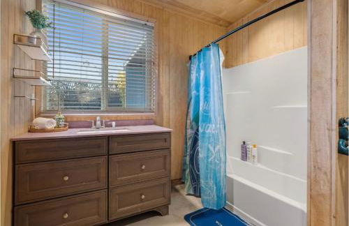 Next to Downtown Huge yard with Parking - Foto 33