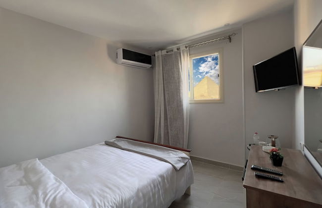 pyramids tower view inn - Photo 26