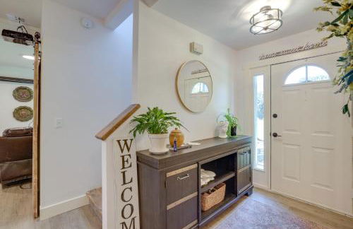 Farmhouse with Private Hot Tub Less Than 1 Mile to Birch Bay - Foto 4