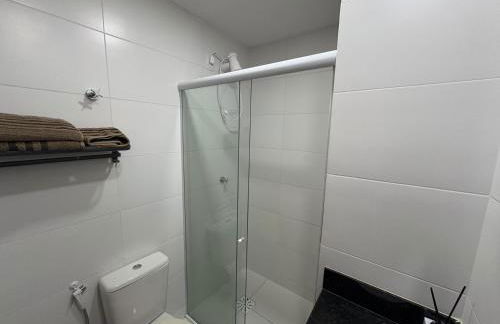 Apartamento Novo, Confortável, Lazer e Estacionamento, Rápido acesso aos pontos turísticos - Foto 37