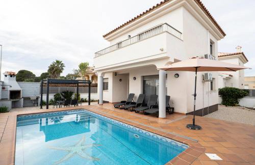 Villa Victor - Photo 1