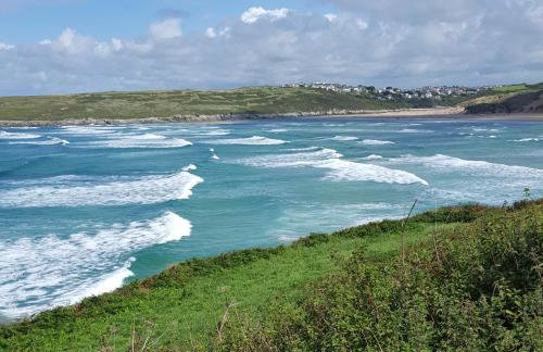 For the Shore, Fistral Beach Newquay - 2 Bed 2 bath - Private Parking with garage for 2 vehicles - Foto 15