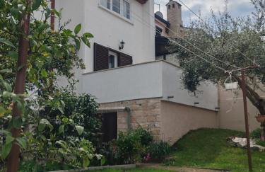 Apartments with parking space Dajla, Novigrad - 6935 - Foto 3