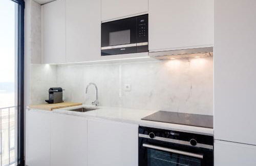 Boutique Rentals- Bliss By The Sea Apt- Ocean views in Foz Beach - Foto 28