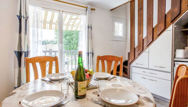 1 bedroom Apartment in Merville-Franceville-Plage - Photo 3, Kitchen / Dining Room