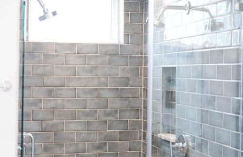 Modern Rooftop Townhome w Hot Tub & Skyline Views - Photo 58