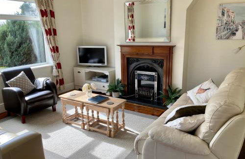 Glenbrae House 3 bedrooms near Nantwich with countryside views on private driveway - Foto 3