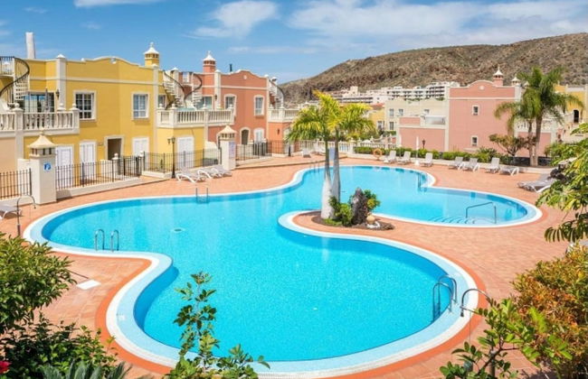 Enjoy 1 BR Palm Mar Next to Pool - Foto 1