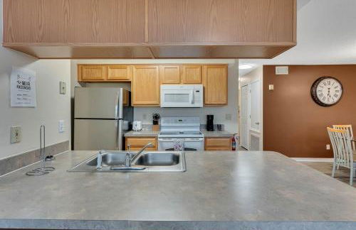 Gorgeous Place Minutes Away from Attractions - Foto 16