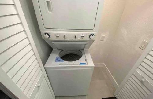 Comfortable House near Downtown & Airport Miami - Foto 31