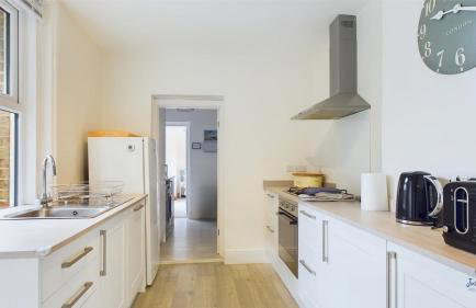 East View, a stunning home from home in St Helens, sleeps 6. - Photo 13