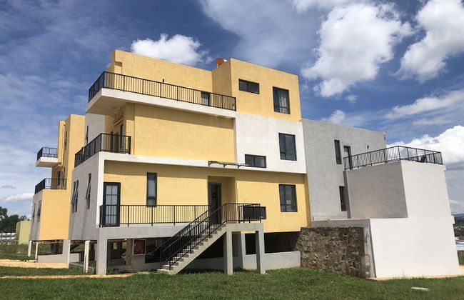 Phoenix Villa - Photo 16