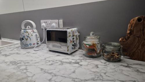 Cozy & Contemporary Lodge by the woods - Foto 3