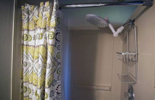 Cozy Tinyhouse JMUDowntown Fire Pit Yard - Foto 27