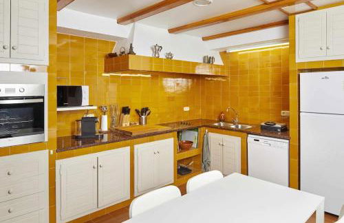 Rural house with pool in Cassà de la Selva - Foto 4