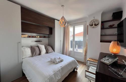 Beautiful renovated luxury apartment terrace parking - Photo 23