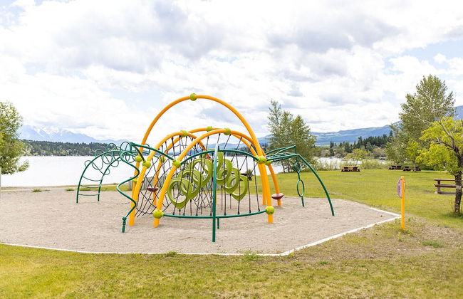 AMAZING 3Br Condo | Heated Pool & Hot Tub | Hm Theatre | Pool Table - Photo 29