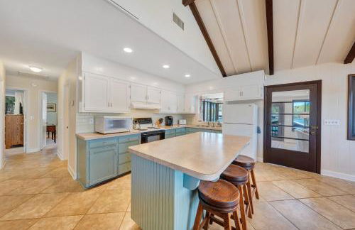 Lake Harmony - Lakefront Home w/ Private Dock, & Fire Pit - Foto 2