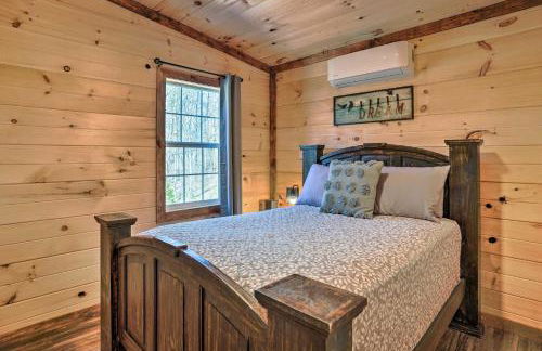 10 Mi to Drive-In Lakefront Trenton Cabin! - Foto 16