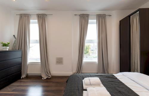 Pass the Keys 2BR House Garden Sleeps 6 Elizabeth Line - Foto 32