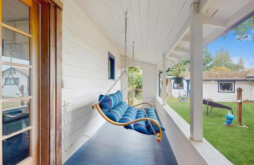 Whimsical Getaway - Photo 19