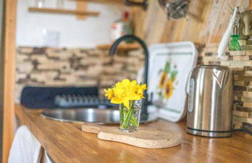 Cosy rustic cabin with hot tub and country views - Foto 44