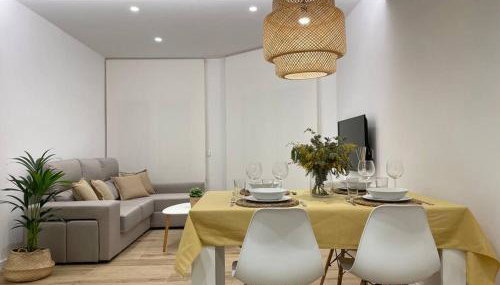 Apartamento nuevo céntrico frente al mar en Palamós - Foto 2