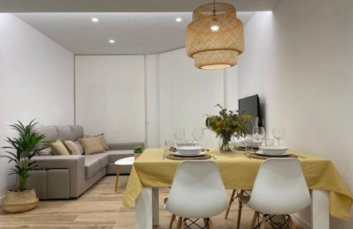 Apartamento nuevo céntrico frente al mar en Palamós - Foto 2