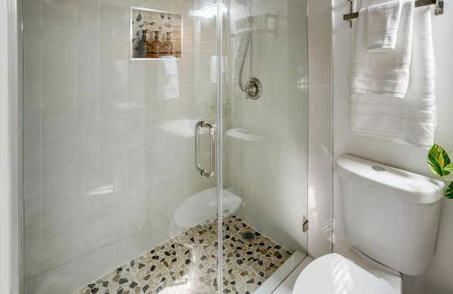 Lake Okeechobee Dockside Cabin with Pool Access - Foto 14