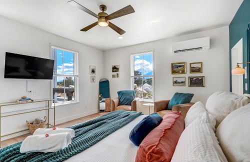 Whitewater Villa - 5BR Luxury Retreat with Hot Tub - Foto 44