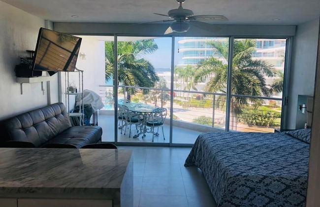 Aria Ocean Beachfront Condos - Foto 11