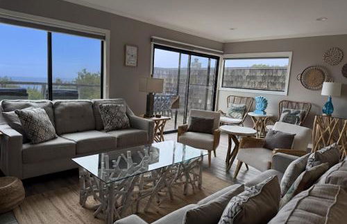 Oceanview Luxury - 5BR - Hot Tub - Steps to Beach - Foto 1