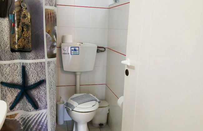 Renia Studios Standard Studio Overlooking the Swimming Pool - Foto 27