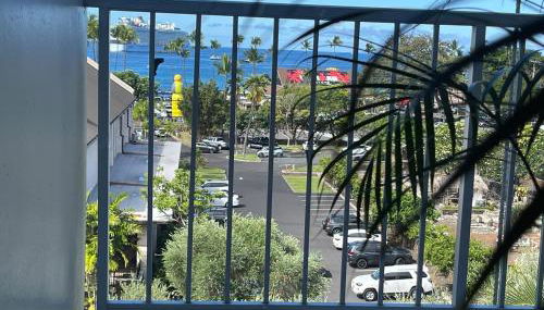 Island Glow Kailua Village #508 free assigned parking, AC, downtown, walk to restaurants, bars and the pier - Foto 4